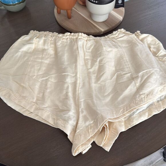 NWT Free People Mirella Cinched Drawstring Cream Shorts Viscose Linen Boho - Picture 7 of 9